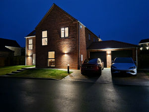 Twilight image (vendor supplied)- click for photo gallery